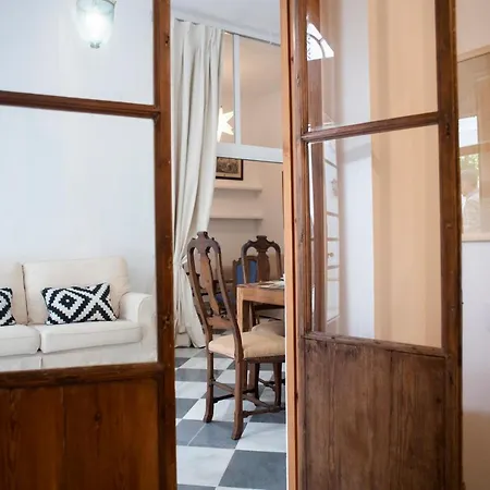 Διαμέρισμα Gatu Premium Palacio Oneto Con Jardin Privado 